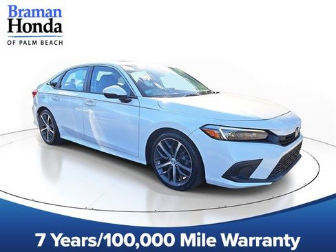 Used 2022 Honda Civic Touring image 1