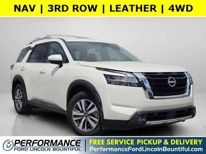 Used 2022 Nissan Pathfinder SL