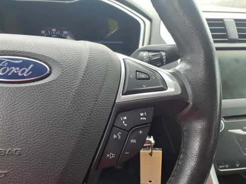 Used 2013 Ford Fusion SE image 13