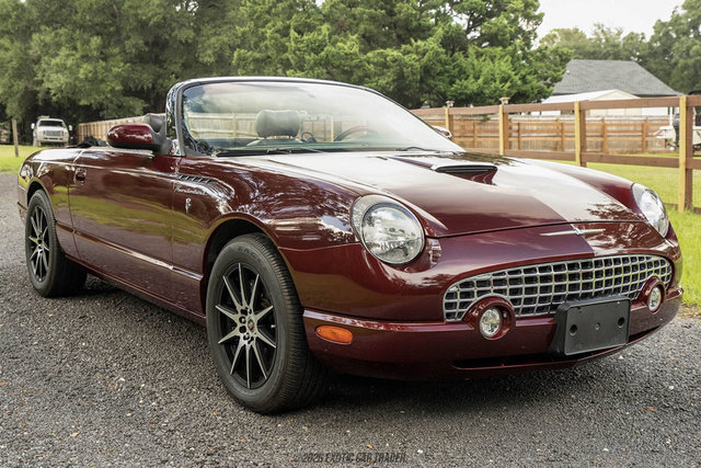 Used 2002 Ford Thunderbird RWD image 12