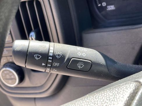 Used 2023 Chevrolet Silverado 2500 Custom w/ Custom Value Package image 17