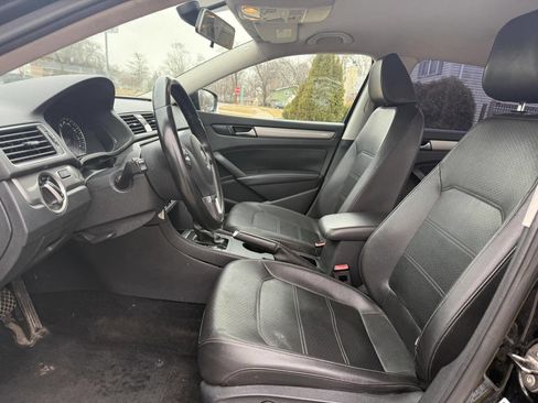 Used 2014 Volkswagen Passat 1.8T Wolfsburg Edition image 15