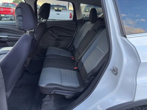 Used 2013 Ford Escape SE w/ Class II Trailer Tow Pkg image 19