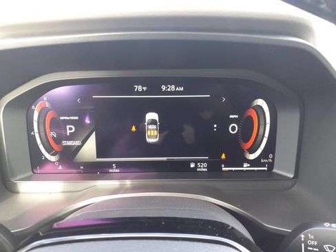 Used 2025 Nissan Rogue SL FWD image 12