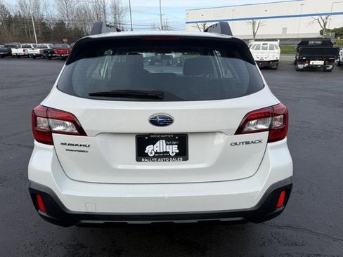 Used 2018 Subaru Outback 2.5i image 4