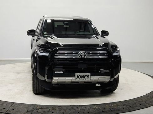 Used 2025 Toyota 4Runner Limited image 2