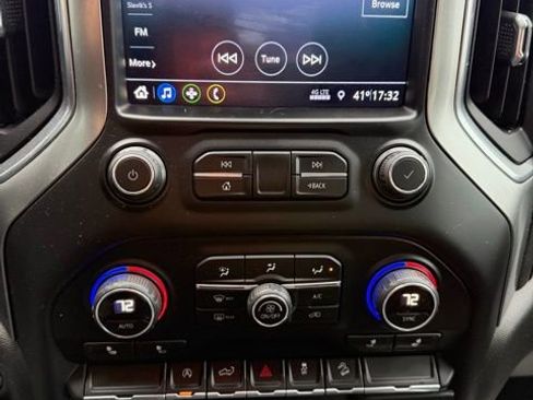 Used 2019 Chevrolet Silverado 1500 LT Trail Boss image 22