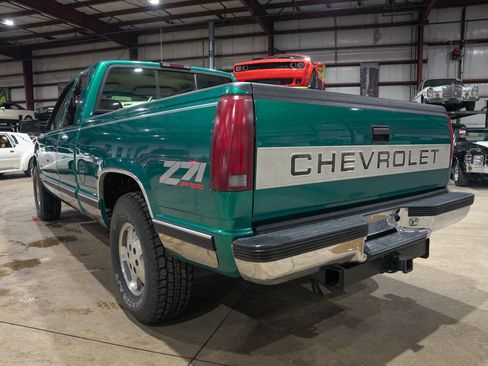 Used 1995 Chevrolet Silverado 1500 K1500 Silverado 2dr 4WD Extend image 6
