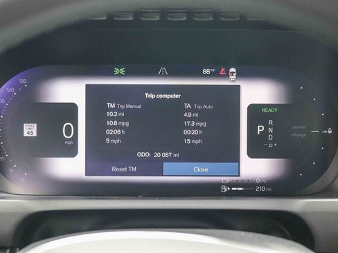 Used 2024 Volvo XC90 T8 Ultimate AWD/4WD image 28
