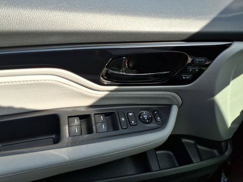 Used 2022 Honda Odyssey Touring image 14