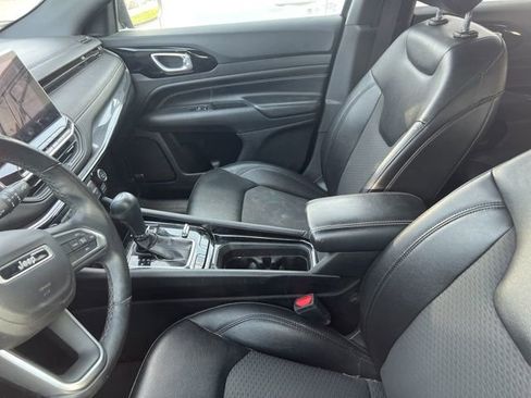 Used 2022 Jeep Compass Altitude w/ Sun and Sound Group image 4