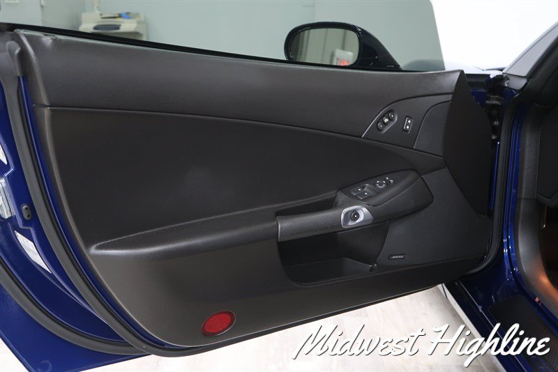 Used 2006 Chevrolet Corvette Coupe w/ Preferred Equipment Group RWD image 27