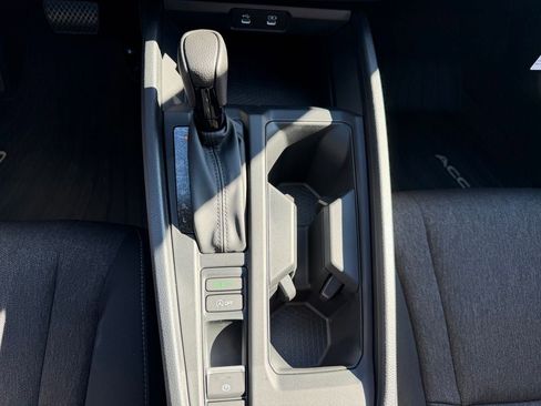 New 2025 Honda Accord SE image 30