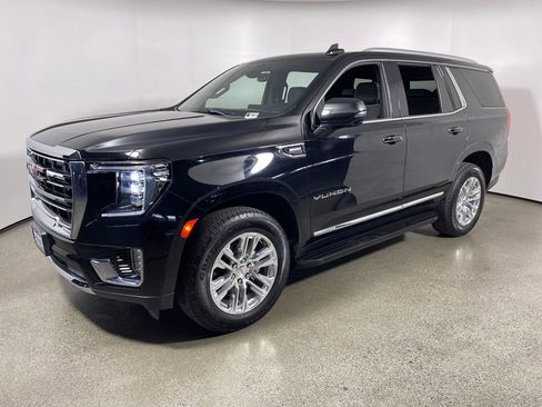 Used 2021 GMC Yukon SLT w/ Rear Media and Nav Package image 7