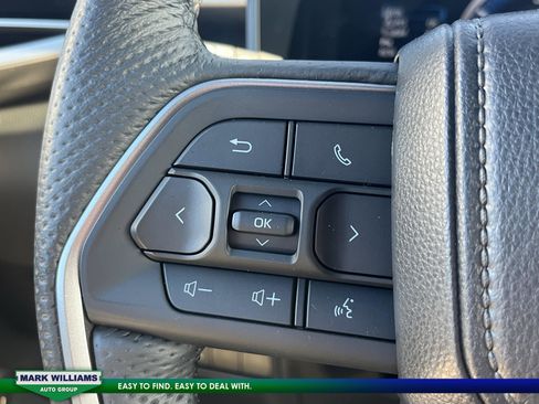 Used 2025 Toyota Tundra Limited image 32