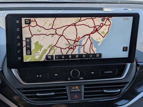 Used 2023 Nissan Altima 2.5 SR w/ SR Premium Package image 13