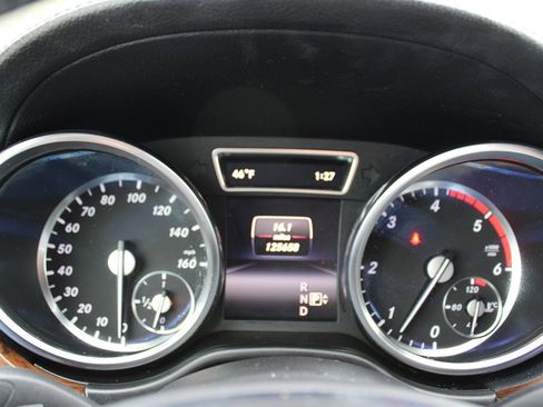 Used 2015 Mercedes-Benz GL 320 BlueTEC 4MATIC image 24