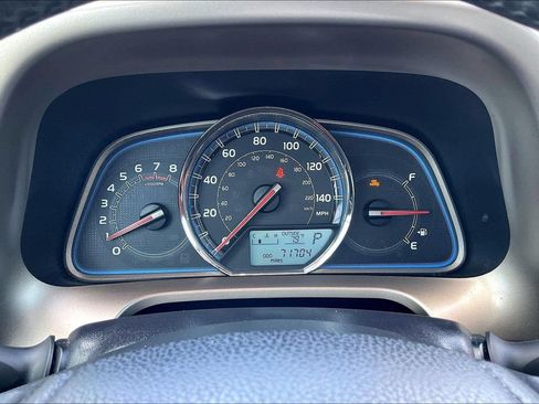 Used 2014 Toyota RAV4 Limited w/ Technology Package FWD image 10