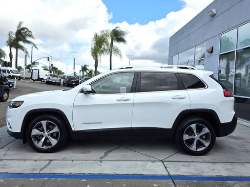 Used 2020 Jeep Cherokee Limited image 2