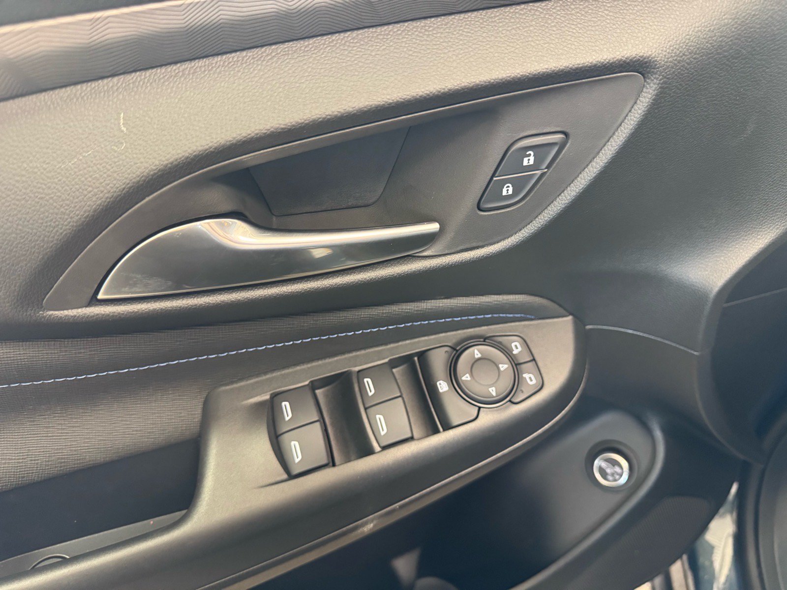 New 2026 Buick Envista Sport Touring w/ Convenience I Package FWD image 14