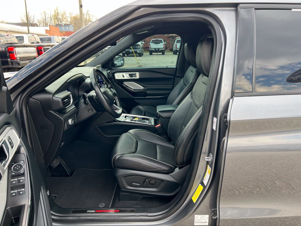 Used 2022 Ford Explorer ST w/ Equipment Group 401A AWD/4WD image 13