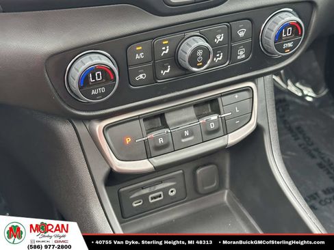 Certified 2024 GMC Terrain AT4 w/ Infotainment Package II AWD/4WD image 29