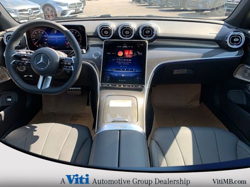 Used 2025 Mercedes-Benz CLE 300 4MATIC Coupe image 2