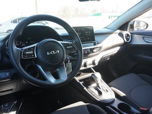 Used 2024 Kia Forte LXS image 34