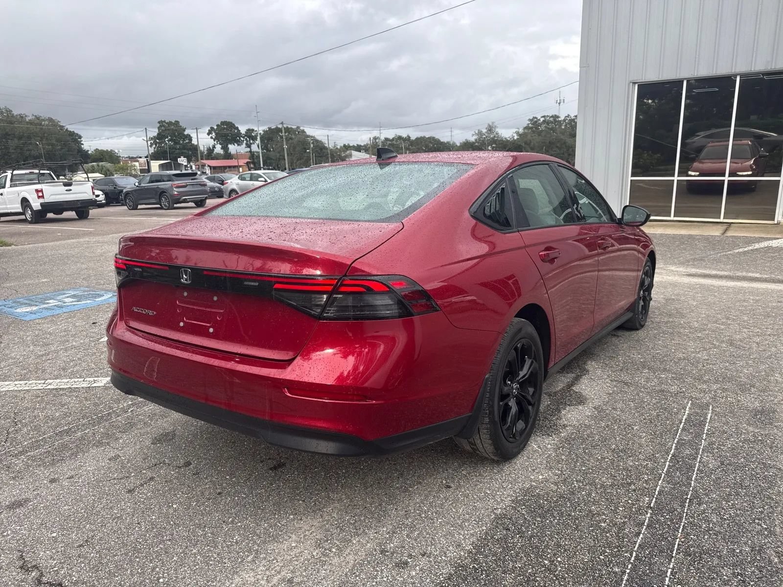 Used 2025 Honda Accord SE image 9