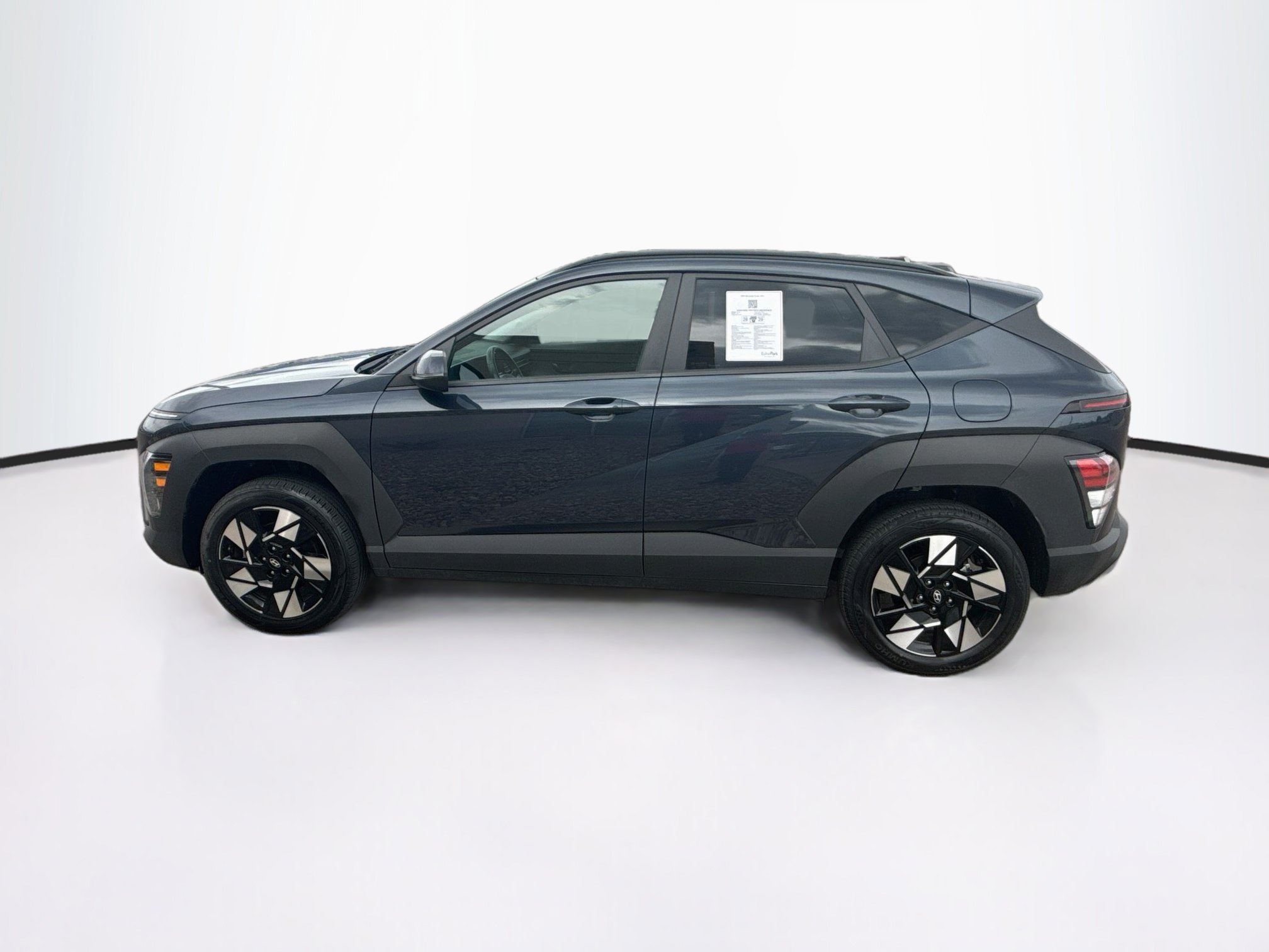 Used 2025 Hyundai Kona SEL AWD/4WD image 4