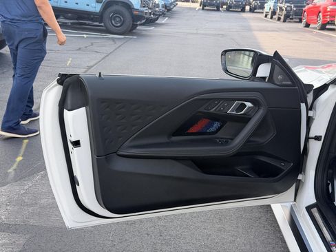 Used 2026 BMW M2 w/ Lighting Package RWD image 32