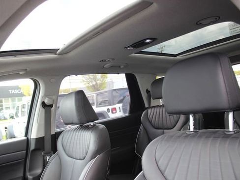 Used 2023 Hyundai Palisade Limited AWD/4WD image 23