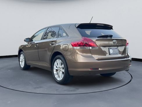 Used 2013 Toyota Venza XLE image 5