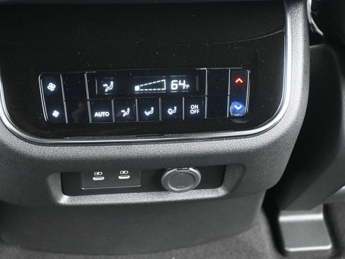 New 2026 Nissan Armada SL w/ Captain's Chari Seat Package AWD/4WD image 16