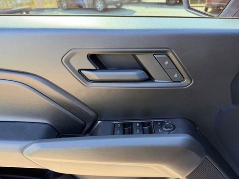 Used 2025 Chevrolet Colorado Trail Boss AWD/4WD image 15