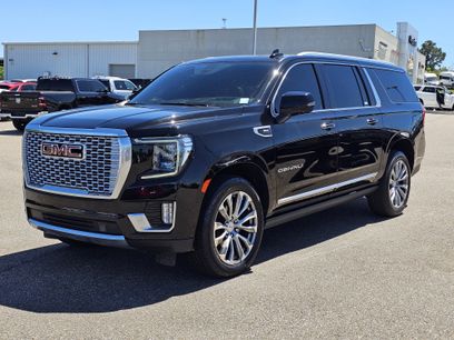 Used 2021 GMC Yukon XL Denali w/ Denali Premium Package