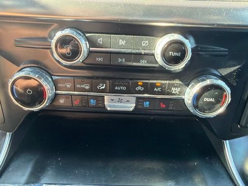 Used 2023 Ford F150 Raptor AWD/4WD image 39