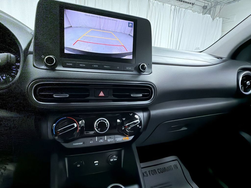 Used 2023 Hyundai Kona SE w/ Cargo Package AWD/4WD image 25