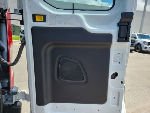 Used 2024 Ford Transit 250 Low Roof w/ Exterior Upgrade Package RWD image 12
