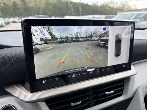 New 2026 Ford Explorer Active w/ Active Comfort Package RWD image 29