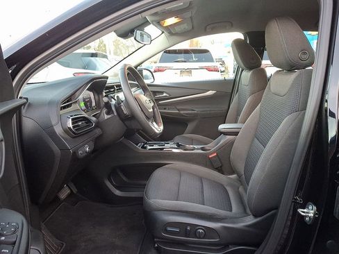 Certified 2023 Chevrolet Bolt EUV LT w/ Comfort Package image 13