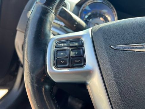 Used 2012 Chrysler 300 C w/ 19-Premium Speaker Group RWD image 14