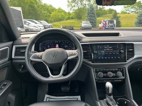 Used 2022 Volkswagen Atlas Cross Sport SE AWD/4WD image 20