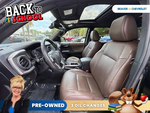 Used 2023 Toyota Tacoma Limited AWD/4WD image 13