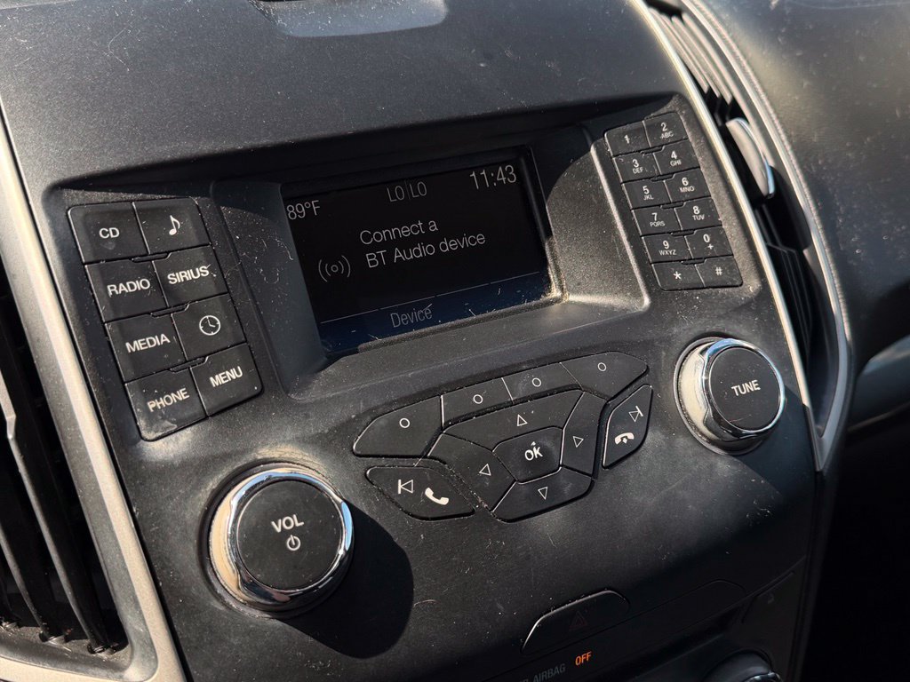 Used 2018 Ford Edge SEL FWD image 18
