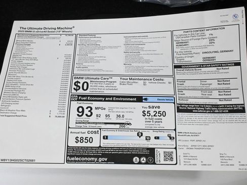 Used 2025 BMW i5 xDrive40 w/ Premium Package image 36