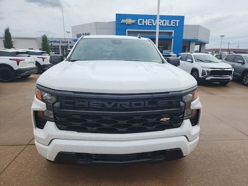 Used 2024 Chevrolet Silverado 1500 Custom AWD/4WD image 3
