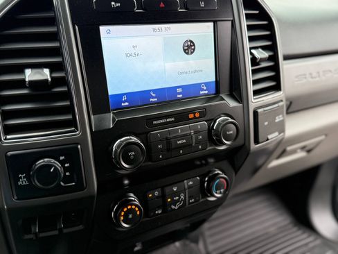 Used 2020 Ford F250 XLT image 20