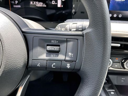 Used 2026 Nissan Kicks S FWD image 23