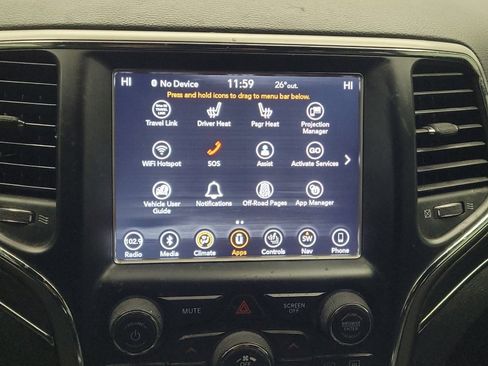 Used 2018 Jeep Grand Cherokee Limited image 25